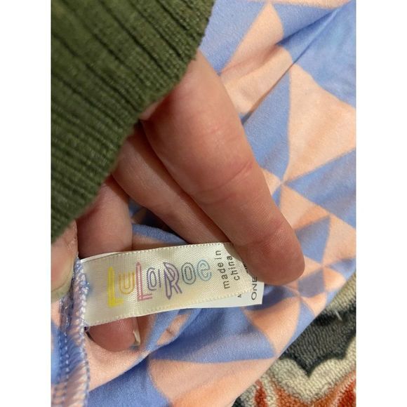 LuLaRoe Aztec Pattern Leggings Womens Full Length Leggings Size:One Size Pink & - Picture 5 of 7